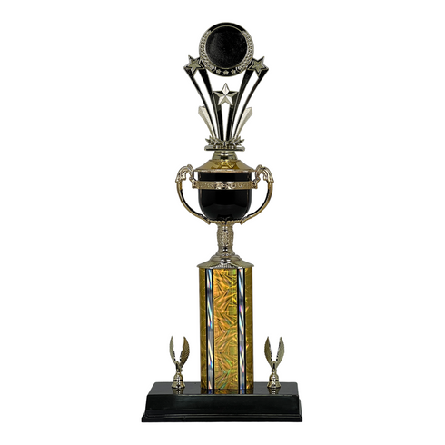 Trofeo de Copa con Figura Serie 44 de Estrella Holder