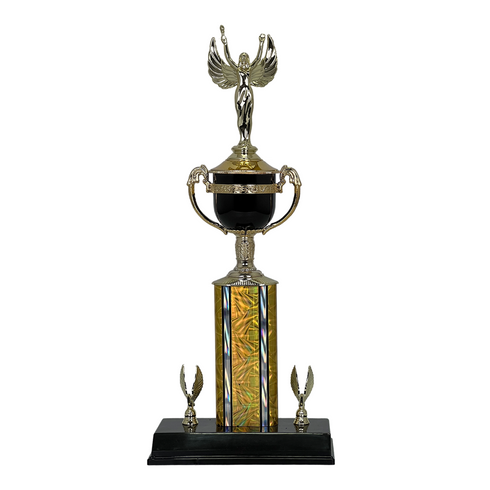 Trofeo de Copa con Figura Serie 44 de Victoria