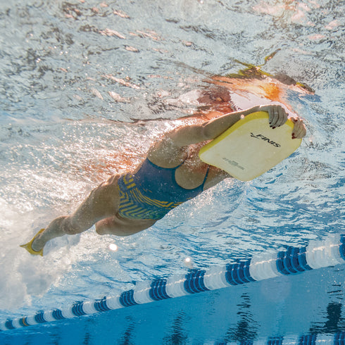 Tabla de Natación Finis